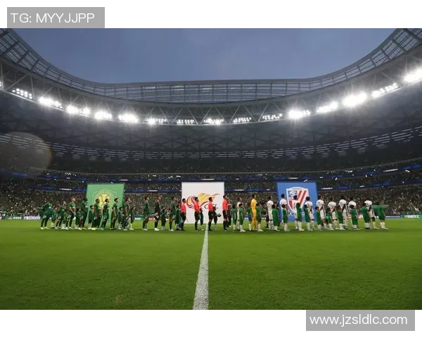 足球明星齐聚拼图盛宴展现球场魅力与团结精神的精彩瞬间